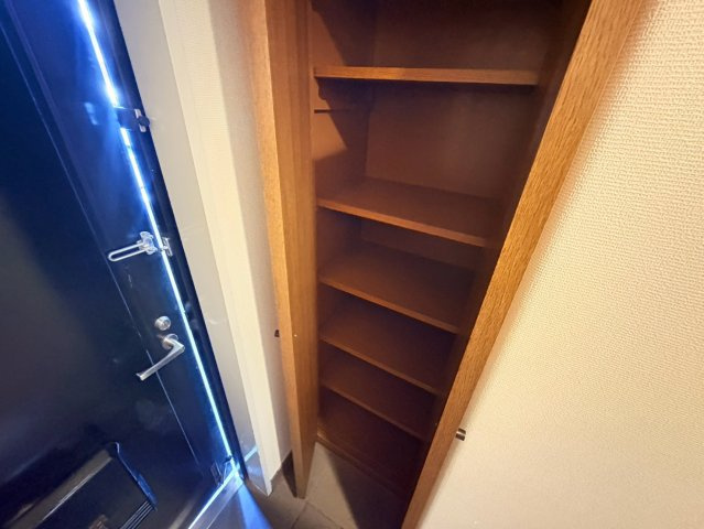サンプラザ本山南の収納