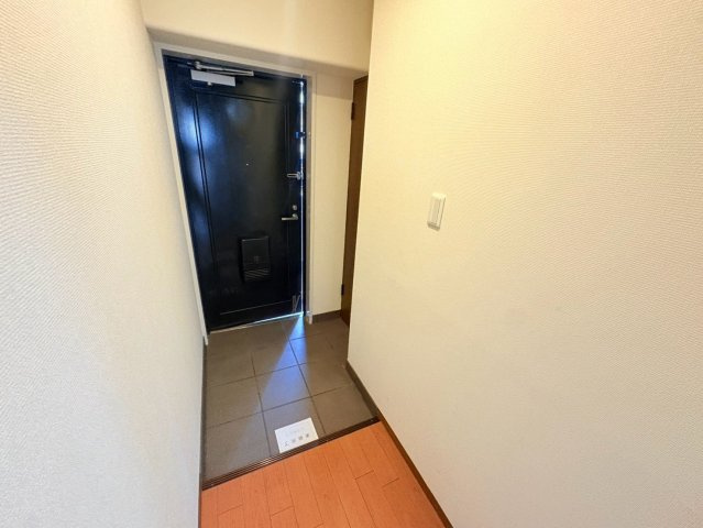 サンプラザ本山南の玄関