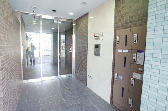 L`sステューディオ岡本のエントランス