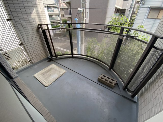 モンヴィラージュ本山のバルコニー