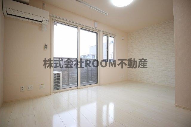 ラ・ナチュールの洋室|広々とした洋室です