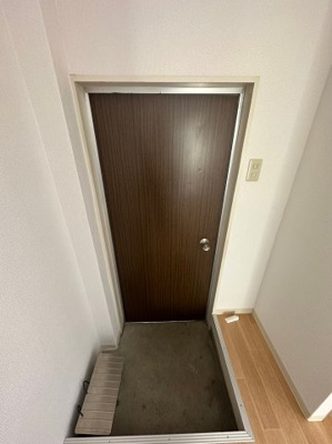 【玄関】 | 藤田マンション | シンプルで使いやすい玄関です