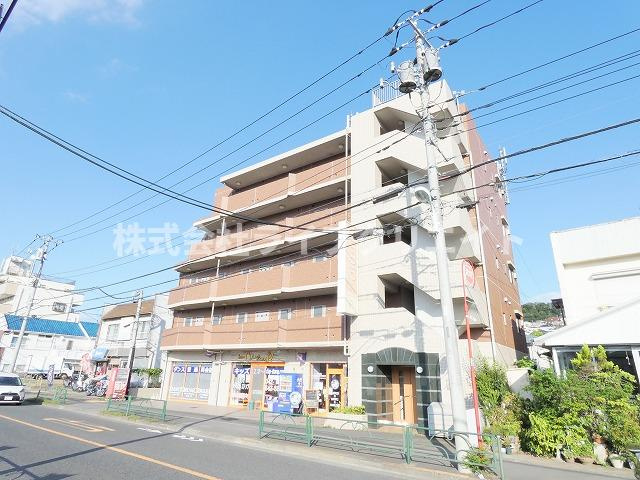 カスティーロ南平の外観