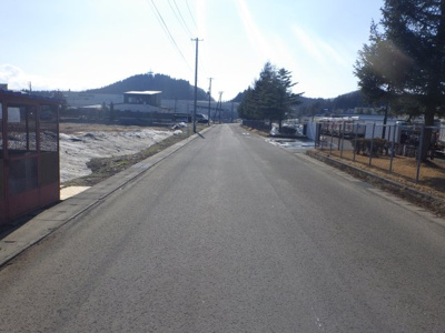 【前面道路含む現地写真】 | 岩瀬字羽貫谷地山下27-2・売地