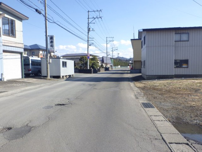 【前面道路含む現地写真】 | 岩瀬字羽貫谷地山下27-2・売地