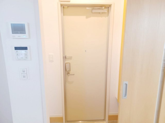 D-room甲子園の玄関