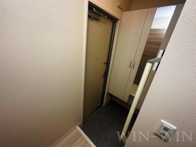 D-Square八町通の玄関