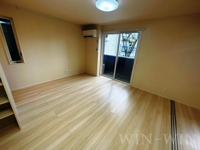 D-Square八町通の居間・リビング