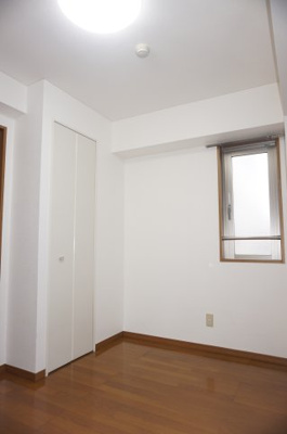 【居間・リビング】 | ティアラコート | ティアラコート　洋室