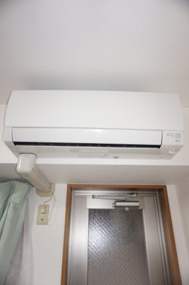 【設備】 | ティアラコート | ティアラコート　エアコン