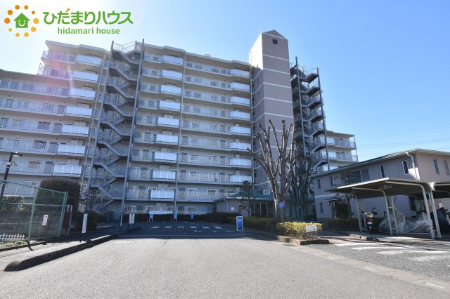 東和パークハイツ上尾の外観