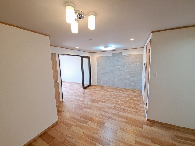 中本ビルの居間・リビング