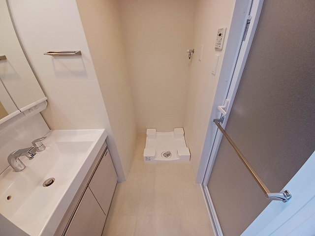 Ｋｅｙｓｔｏｎｅ　ｏｎｅの洗面所|室内の写真は同じ間取り・デザインの階違いのお部屋の写真です。（505号）
