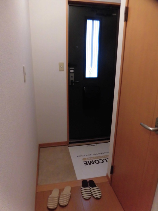 熊本市北区弓削６丁目のアパートの玄関