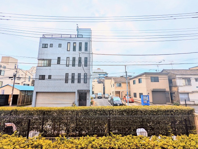 ソルフィエスタ猿江恩賜公園の展望|バルコニーからの眺望です。南側向き。抜け感あり陽当たりがよいことがおわかりいただけると思います。