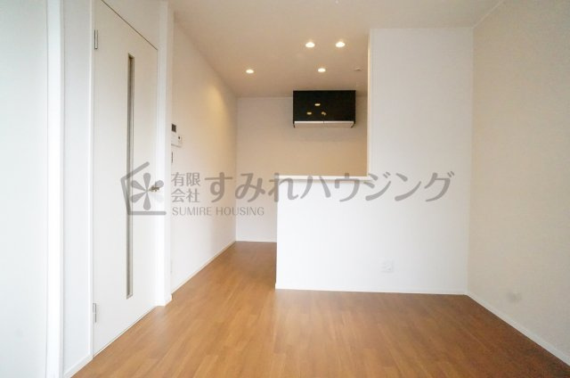 マ・メゾン川西の居間・リビング