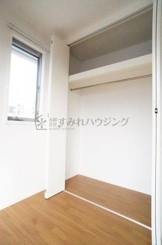 マ・メゾン川西の収納