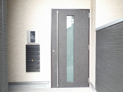 【エントランス】 | GRANDTIC Quon鳴海