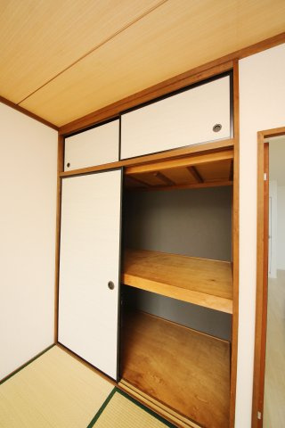 コスモタウンの収納
