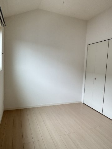 【寝室】