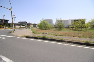 【前面道路含む現地写真】 | 建築条件なし！！
