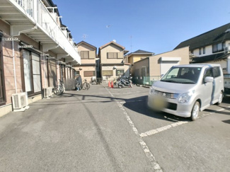 【駐車場】 | リバージュアツギⅡ