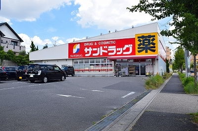 緑区滝ノ水倉庫の周辺
