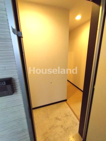 フジパレス城北Ⅴ番館の玄関