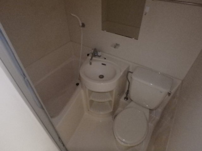 【浴室】 | ＯＮハイツ甲東園 | コンパクトで使いやすいお風呂です