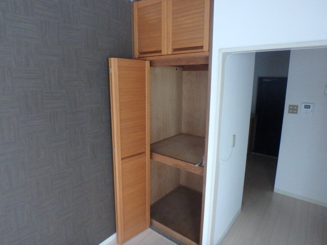 【収納】 | ＯＮハイツ甲東園 | こまごまとしたものを収納できそうですね