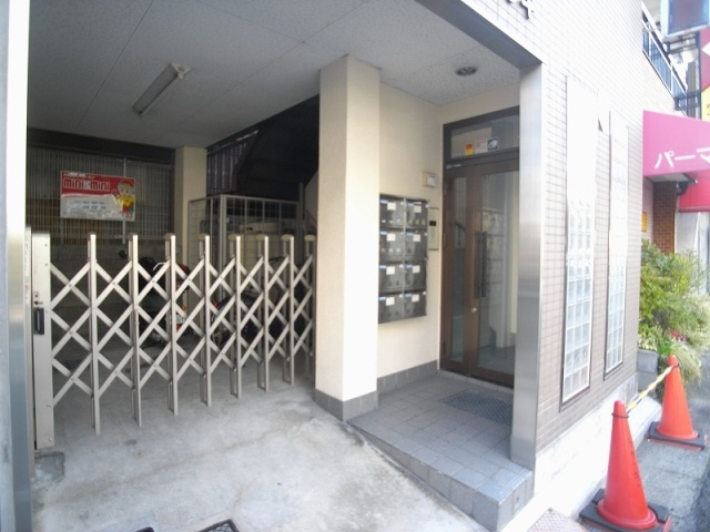 【エントランス】 | フルーレミサキ