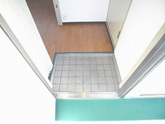 【玄関】 | フルーレミサキ