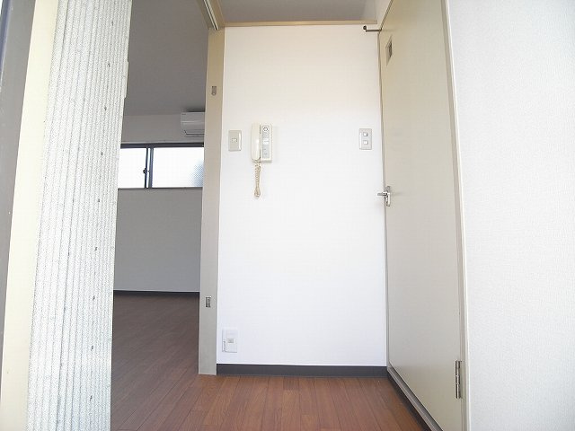 【玄関】 | フルーレミサキ