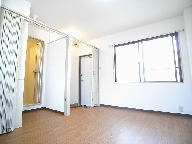 【洋室】 | フルーレミサキ