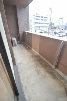 【バルコニー】 | 壱番館元今泉