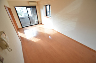 【居間・リビング】 | 壱番館元今泉