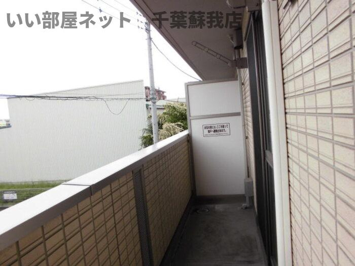 アクアコートのバルコニー|外からの目が気にならないバルコニーで洗濯物が干せます