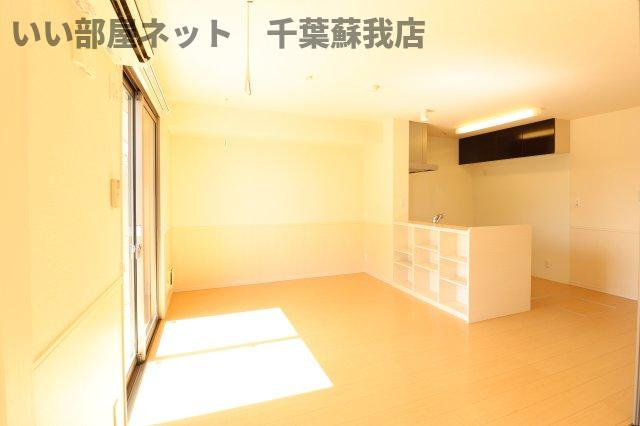 アクアコートの居間・リビング|こちらの居間で趣味の時間をお楽しみください