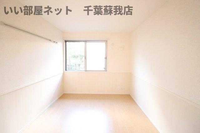アクアコートの洋室|広々とした洋室です