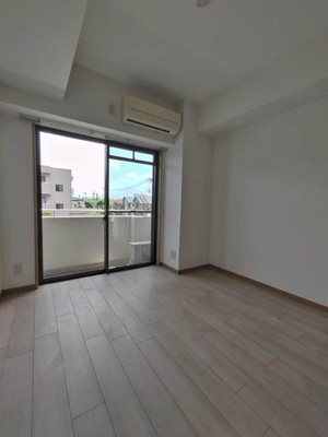 南東向きの明るいお部屋♪