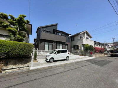 【前面道路含む現地写真】 | 牛久市南5丁目　令和4年築　築浅戸建　南道路