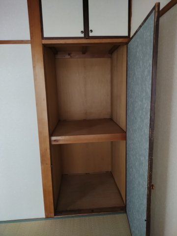 北園マンションの収納|ダイニング横　６畳