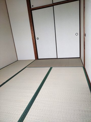 北園マンションの和室|玄関近く　６畳