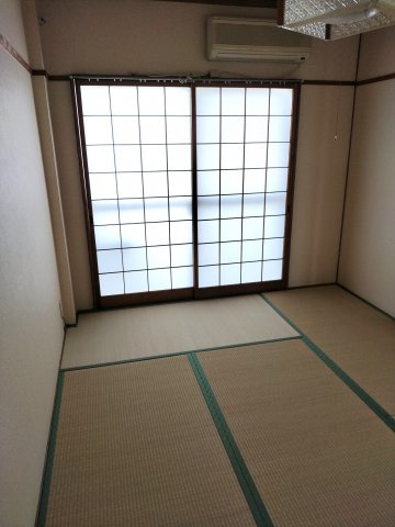 北園マンションの和室|ダイニング横　６畳