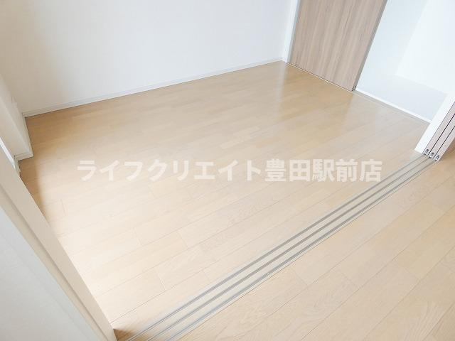 オハナ豊田多摩平の森の洋室
