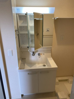 【独立洗面台】 | プエラリア　サクラⅠ