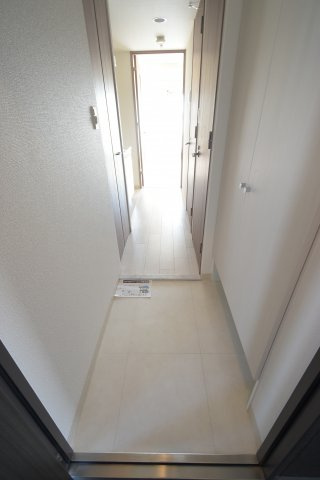 エスリード難波ステーションゲートサウステラスの玄関