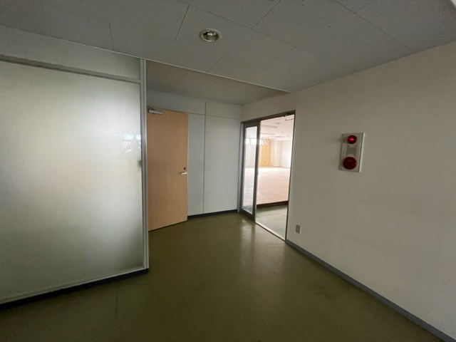 森滝ビルの内装