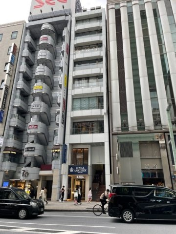 銀座シルクビルの外観