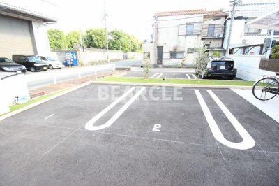 【駐車場】 | ピアプリマ貴船館 | 駐車場があるので、車を買う予定の方も安心です